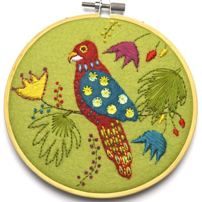 Applique Hoop Kit Parrot