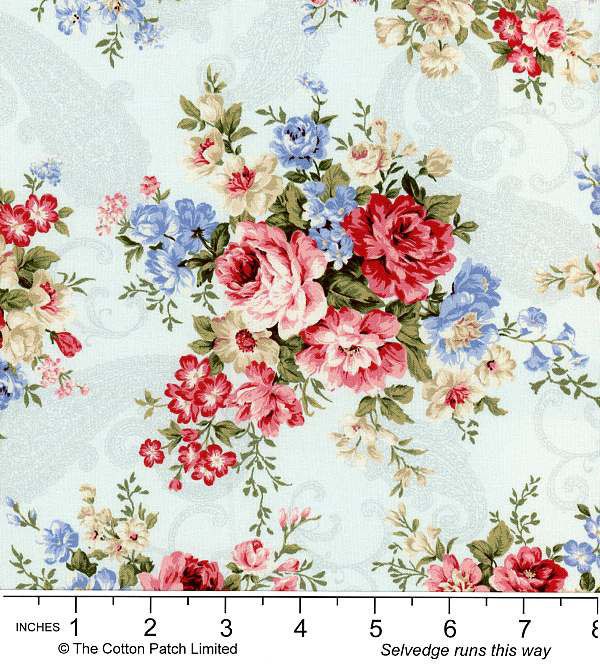 Classic Florals Fabric: Large Rose Posy Ice (per 1/4 metre)