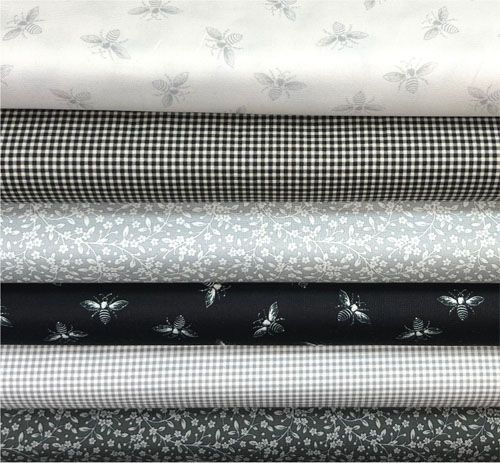 Petite Bees Neutral Fat Quarter Bundle