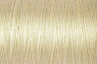 Gutermann Natural Cotton 50 Weight Thread 400m 828 Cream