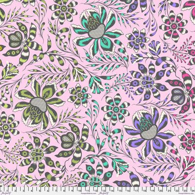 Tula Pink Roar! 108' Quilt Back Fabric: Vine Blush (per 1/4 metre)