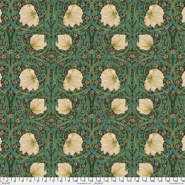 The Cotswold Holiday Collection: Small Pimpernel Green