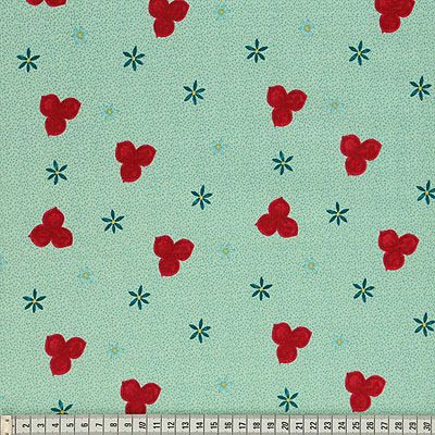 Dee Hardwicke Fabric: Trefoil Green (per 1/4 metre)