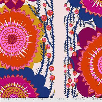 Bright Eyes 108' Quilt Back Fabric: Optimistic Cream (per 1/4 metre)