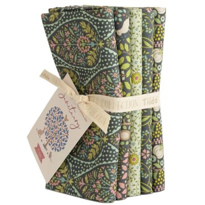 Tilda Sanctuary fabric: Pistachio Fat Quarter Bundle