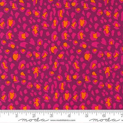 Jungle Paradise fabric: Ferocious Fur Magenta (per 1/4 metre)