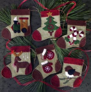 Warm Feet Ornament Quilt Kit Rachels of Greenfield | 