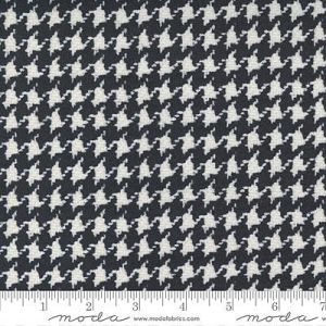 Yuletide Gatherings Flannels fabric: Houndstooth Coal (per 1/4 metre) | 