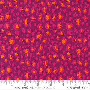 Jungle Paradise fabric: Ferocious Fur Magenta (per 1/4 metre) | 