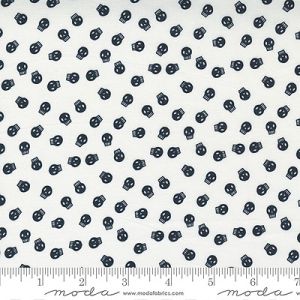 Halloween fabric: Skulls Ghost (per 1/4 metre) | 