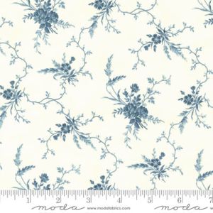 Cascade fabric: Budding Vines Cloud (per 1/4 metre) | 